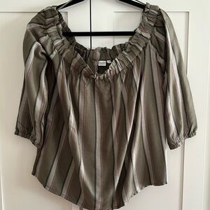 #11 Twik Exclusive Simons Green, Cream & Rose Striped Top